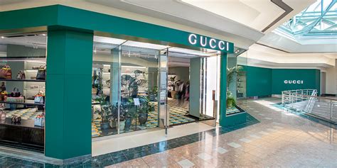 da gucci a the mall